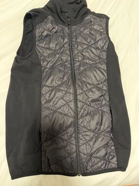 Athleta Black Quilted Bomber Jacket Medium